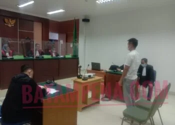 Suasana sidang pembacaan vonis terhadap Direktur PT Pelayaran Nasional Jaticatur Niaga Trans, Wiko di PN Batam. (Foto: BATAMPENA)