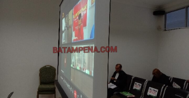 Suasana persidangan pembacaan putusan kepada terdakwa Robi Setiawan. (Foto: JP- BATAMPENA.COM)