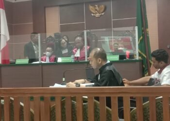 Suasana kala Edy Sameaputty menyampaikan rencana sidang tatap muka di PN Batam. Sumber foto: JP - Batampena.com