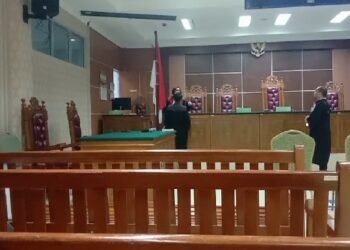 Suasana kala hakim PN Batam, Yuanne Marietta Rambe memarahi JPU Adjudian Syafitra. Sumber foto: JP - Batampena.com