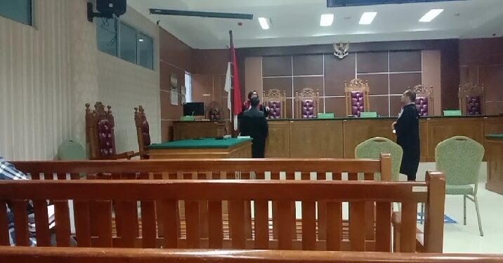 Suasana kala hakim PN Batam, Yuanne Marietta Rambe memarahi JPU Adjudian Syafitra. Sumber foto: JP - Batampena.com