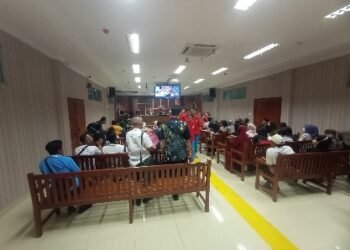 Pengunjung PN Batam Ribut Dalam Ruang Sidang, Majelis Hakim Tidak Mampu Menegur