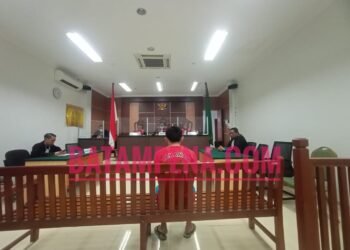 Persidangan terhadap terdakwa Muhammad David bin Erwin. Sumber foto: JP - Batampena.com