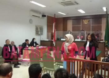 Suasana sidang pembacaan vonis terhadap terdakwa Meisha Indhani di PN Batam. (Sumber foto: JP- Batampena.com)