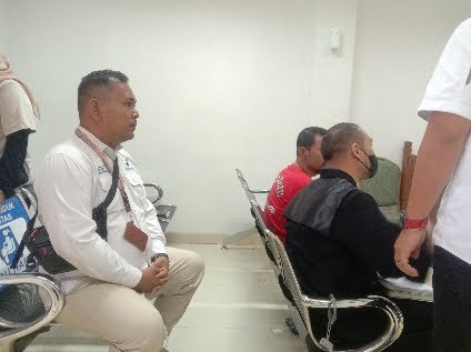 Saksi bernama David Indra Pratama yang merupakan pegawai BPOM Kepri.(Sumber foto: JP - Batampena.com)