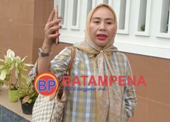 Korban penipuan Eryanti yang dilakukan seorang ASN di Kota Batam, Lenny Yuliana. (Sumber foto: JP - BATAMPENA.COM)