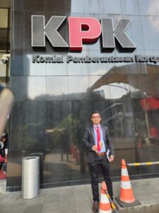 Ketua LI TIPIKOR Provinsi Kepri, Panahatan Nainggolan. (Sumber foto: Dokumentasi pribadi milik Panahatan Nainggolan) Ketua LI TIPIKOR Provinsi Kepri, Panahatan Nainggolan. (Sumber foto: Dokumentasi pribadi milik Panahatan Nainggolan)