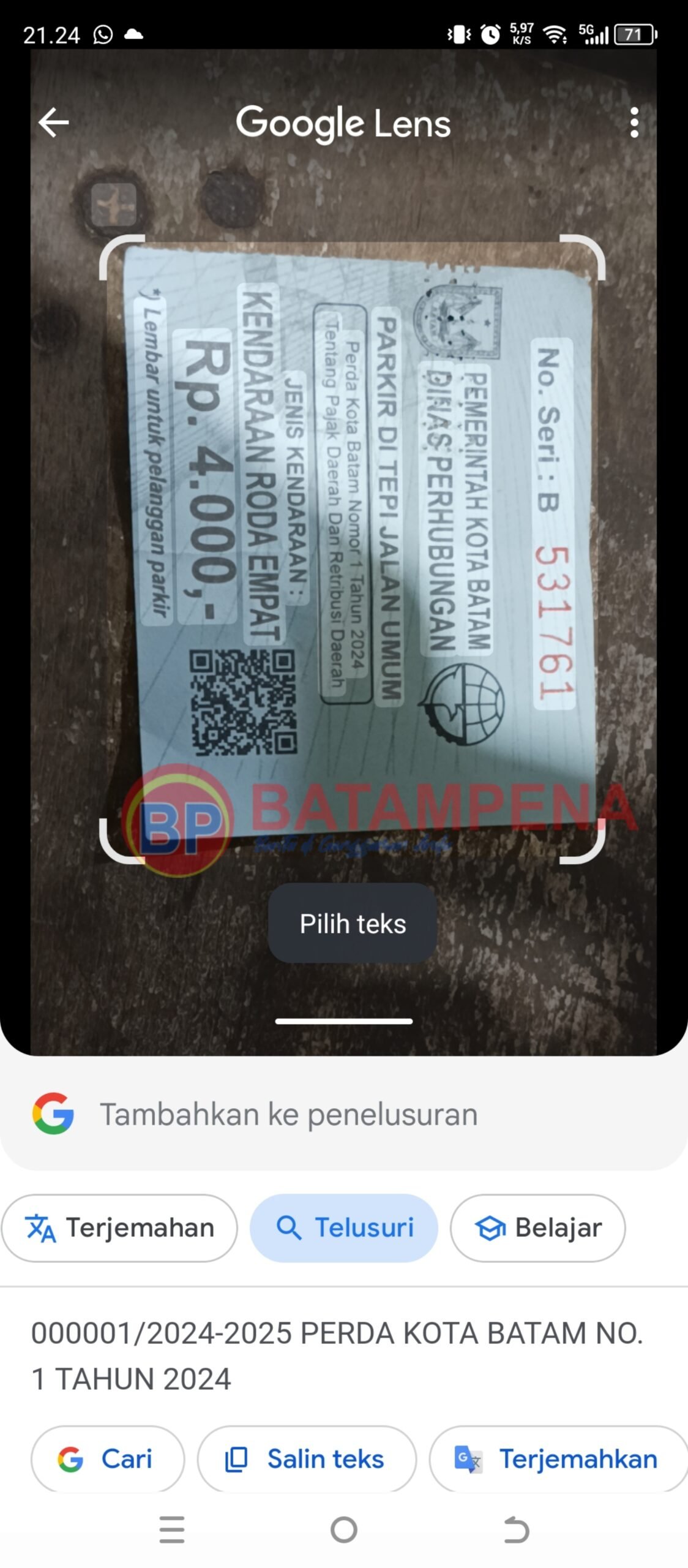 Tangkap layar menggunakan google untuk scan barcode karcis parkir mobil diduga kuat palsu. (Sumber foto: JP - BatamPena.com)
