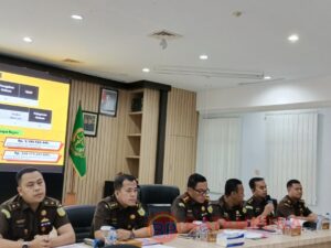 Suasana konfrensi pers catatan akhir tahun 2024 di Kejari Batam. (sumber foto: JP - BatamPena.com) Suasana konfrensi pers catatan akhir tahun 2024 di Kejari Batam. (sumber foto: JP - BatamPena.com)