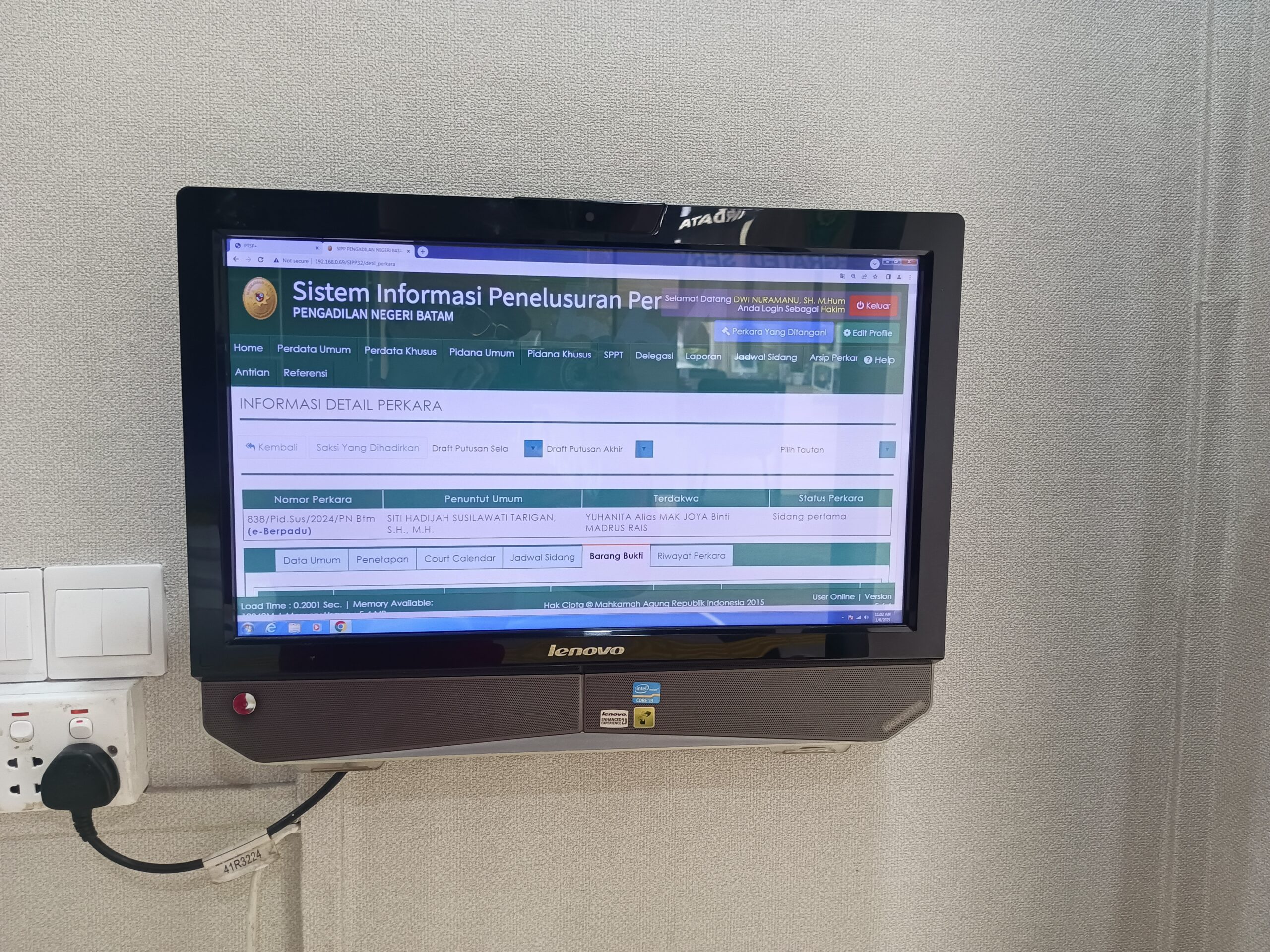 Foto SIPP PN Batam yang bisa diakses menggunakan perangkat elektronik yang ada di dalam gedung PN Batam. Foto diambil pada 06 Januari 2025 silam.(Sumber foto: JP - BatamPena.com)