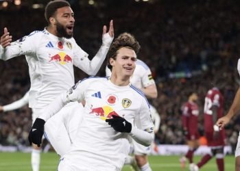 Leeds United Tambah Derita West Ham dengan Kemenangan 2-1 di Elland Road!