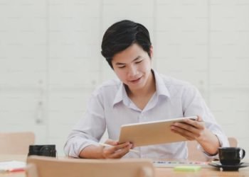 Satu Bulan Pemberitahuan: Cara Profesional Mengundurkan Diri dari Pekerjaan