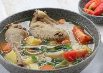 Resep Sop Ayam Sehat, Menu Mudah Saat Tubuh Tidak Fit