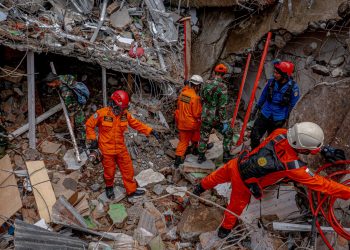 Bencana Sumatera: Duka yang Mengguncang Seluruh Indonesia, Mahasiswa Kalteng Galang Donasi