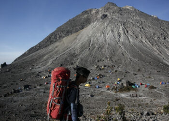 Dua Pendaki Sleman Hilang di Merapi via Kemalang