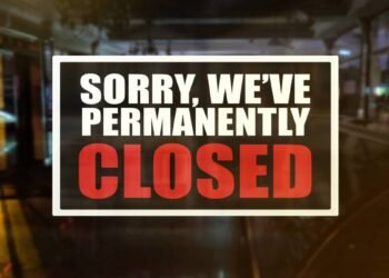 Retail Giant Shuts Down 132 Stores