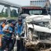 KM 12 Tol Jagorawi Heboh, Sopir Daihatsu Gran Max Terjebak Antara Dua Truk Trailer