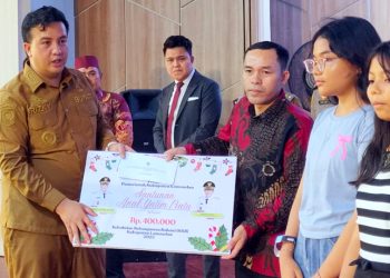 Hadiri KKR Pertama, Pemkab Lamandau Beri Santunan untuk 10 Anak Yatim Piatu