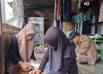 Aren Melimpah Jadi Bisnis Manis,Gula Semut Puraseda dari Kampung Citugu Bogor Mulai Dilirik Pasar