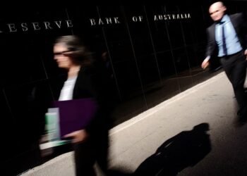Australia’s Rates: Hold Steady, No Hike Hurry