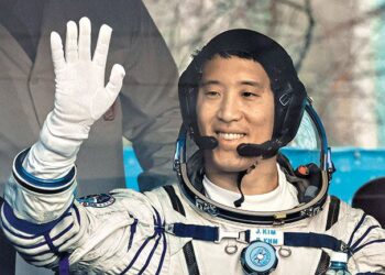 Kimchi Cravings: Astronaut Misses Home Flavors on ISS