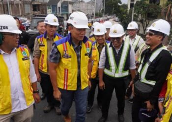 Menko AHY Cek Kesiapan Flyover Nurtanio