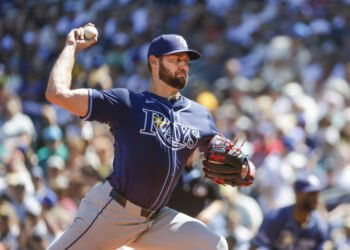 Giants Bet on Houser: From Scrap Heap to Success