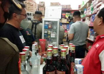 Satpol PP Padang Sita 11 Botol Miras di Atom Center