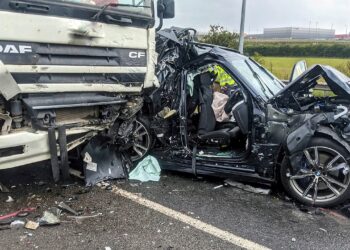 Fatal accident on Tuban Ring Road, two motorcyclists killed after being crushed due to two reckless trucks