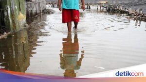 picture-story-banjir-rob-kampung-sembilangan-bekasi-2_169.jpeg