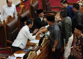 Gelar Rapat Paripurna Perdana Tahun 2026, DPRD Kota Batam Sampaikan Hasil Reses dan Laporan Kinerja Tahun Lalu