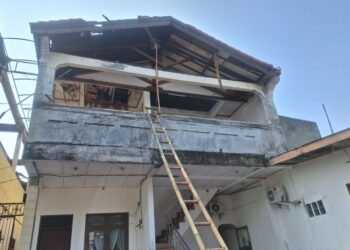 Api Lumat Gudang Panti Asuhan, Ledakan Bangunkan Anak-anak