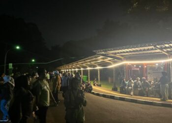 14.217 Pengunjung Ramaikan Ragunan Malam Tahun Baru