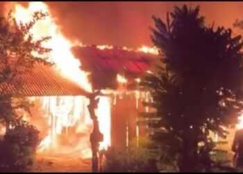 Kebakaran Luwu: Rumah Ludes Jelang Tahun Baru, Warga Mengungsi