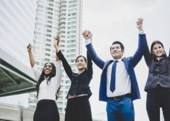 Awal tahun yang menjanjikan: 6 shio mengalami lonjakan keberuntungan finansial pada 4 Januari 2026