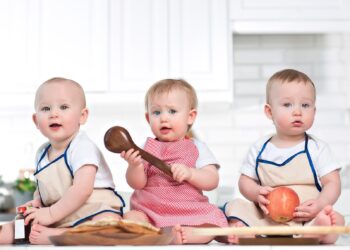 ‘Repeat after me’: The best way to boost your child’s brain is simple repetition, expert claims