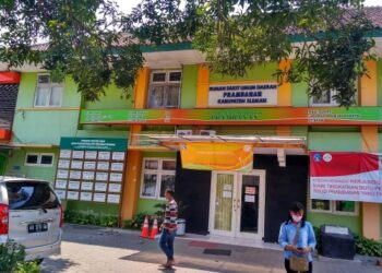 Jakarta Besok: Hujan Sambut Awal Tahun 2026