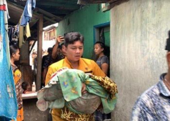 Ayah Tinggalkan Bayi 6 Bulan: Fakta Tetangga Ungkap Kisah Haru