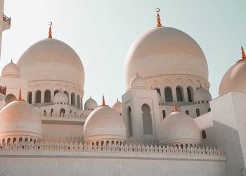 Ramadan Berkah: Masjid Umar bin Khattab Batola Bagikan Sembako