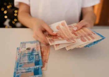 15 Weton Rezeki Tak Terbendung: Jalan Kehidupan Primbon Jawa