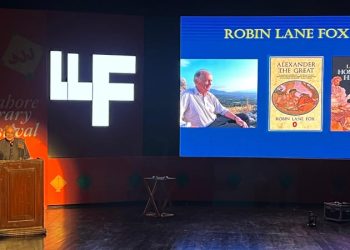Lahore Literary Fest Kicks Off at Alhamra