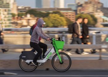 Cabbies’ Fury: Bike Hire Ignites Cyclist Safety Debate