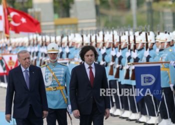 Erdogan: Eropa Bicara, Turki Beraksi untuk Investor