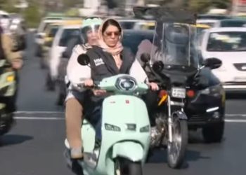 Wanita Iran: SIM dan Motor Kini Jadi Kenyataan
