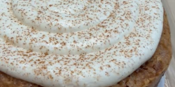 $10 Cinnabon Cake Returns: Woolworths’ Hype-Worthy Deal?