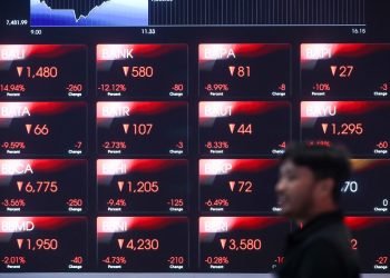 Jelang Imlek 2026: Waspadai Saham Boncos di Tahun Kuda Api