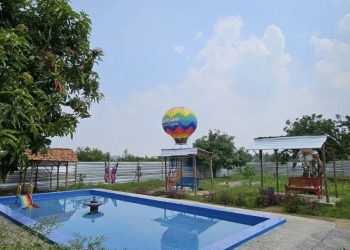 Kolam Renang Jambi: Liburan Keluarga Seru!