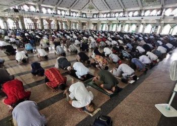 Panduan Lengkap Sholat Qobliyah Jumat: Niat & Tata Cara