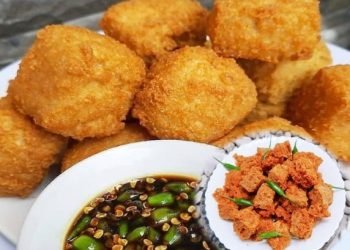 Ayam Geprek Crispy: Renyah Tahan Lama, Pedas Mantap