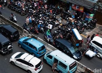 Jukir Liar Tanah Abang Diringkus: Tarif Parkir Rp100 Ribu Terbongkar